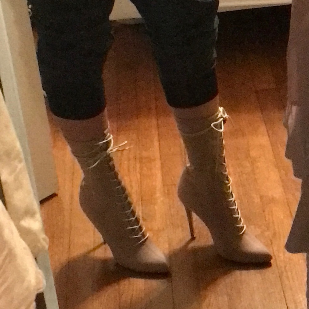 Custom - Picture 2 of 8